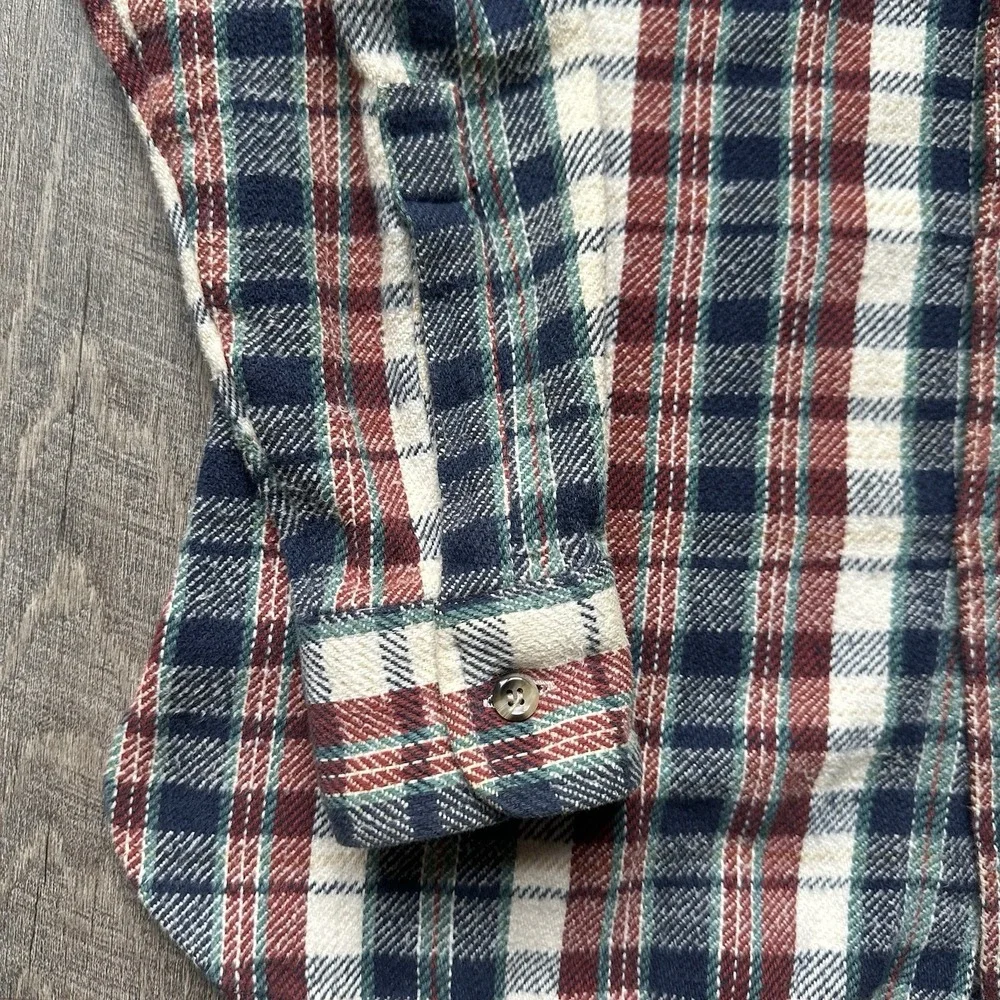 Vintage 80s Levis Flannel Shirt Men's (M) 100% Cotton Plaid Western Style Pocket